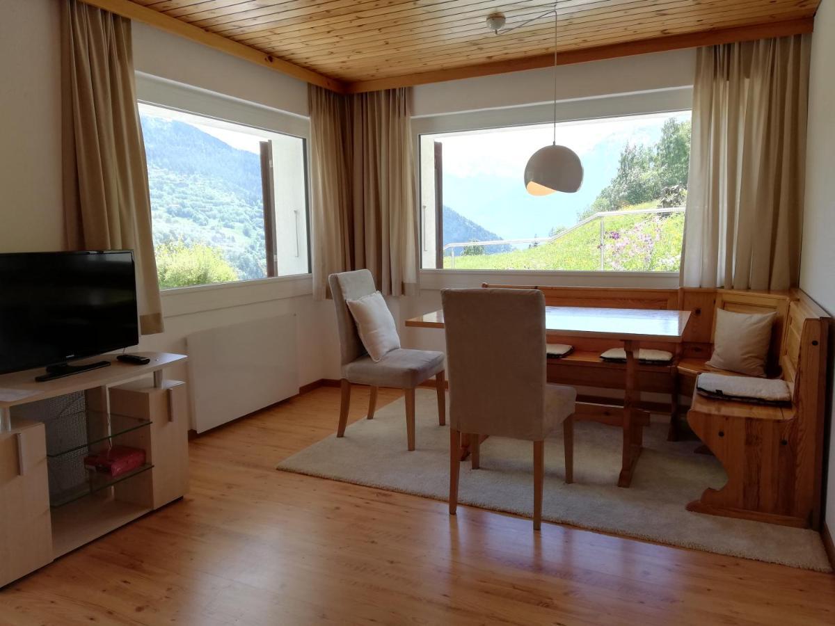 Chalet Waldrand Inden Dış mekan fotoğraf