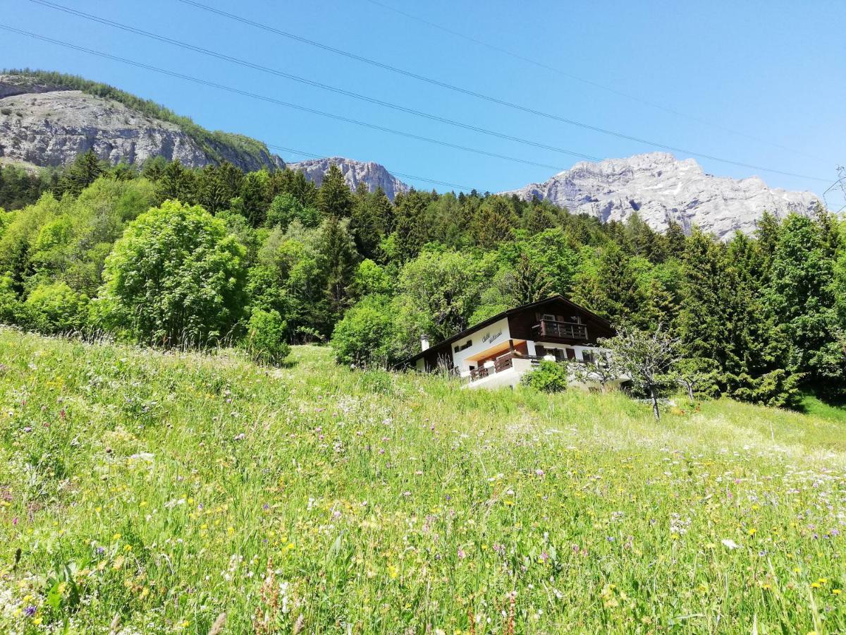 Chalet Waldrand Inden Dış mekan fotoğraf